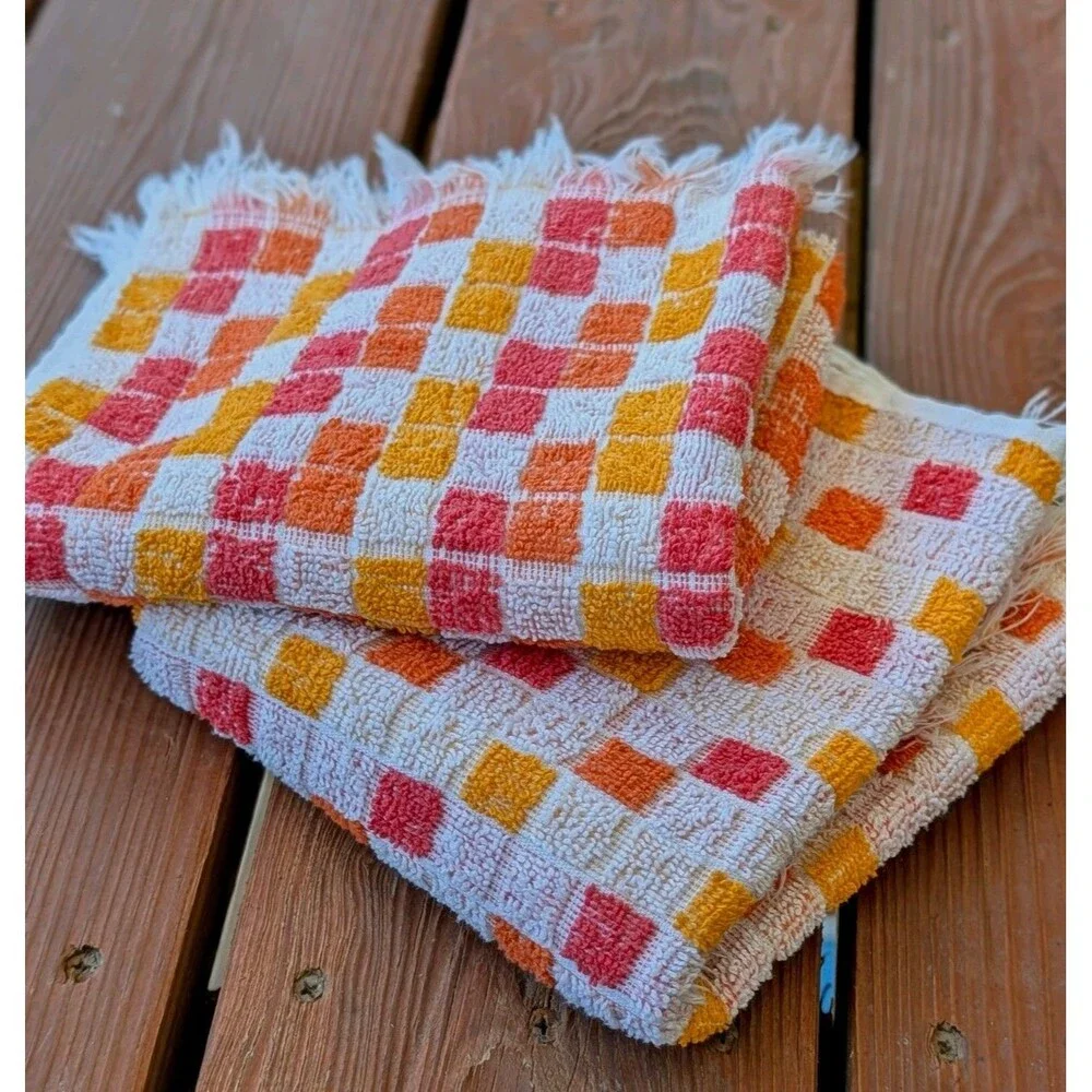 Vintage MCM 60s Hand Towels (2) Retro Red Orange Yellow Kitchen Bathroom 26x15.5